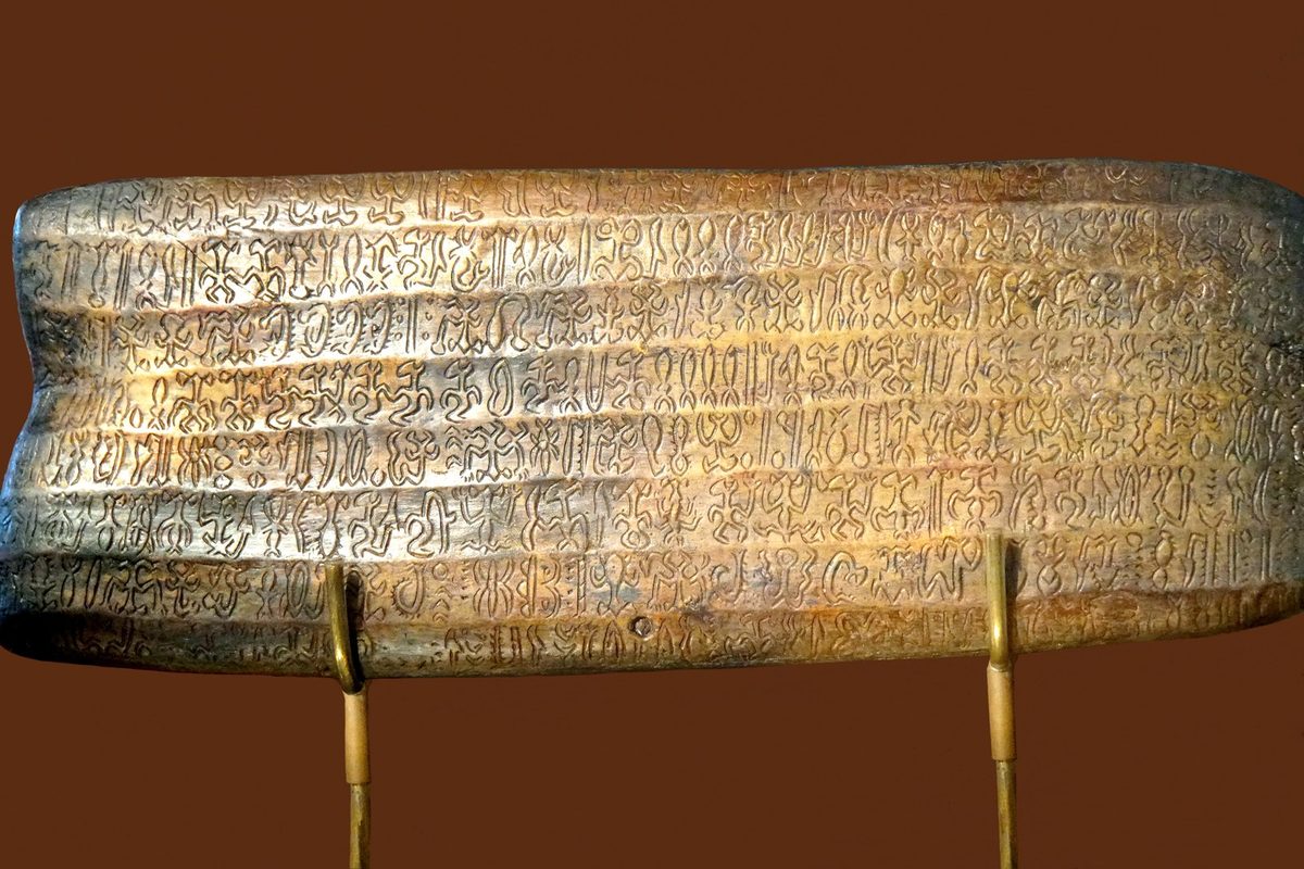 Rongorongo remains undeciphered. Of the people who could read it, almost none survived 1862 — the loss of a script is one of the most direct measures of what the raids took.